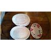 Image 1 : Lot of platters (two glass, 9 plastic)