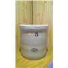 Image 1 : Medalta 5 gallon crock