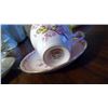 Image 4 : 2 bone china tea and saucers