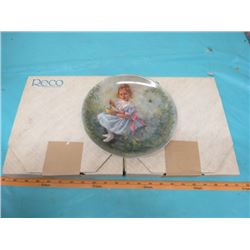 LOT OF TWO DECORATIVE PLATES (TWO UNOPENED LITTLE MISS MUFFET)