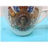 Image 3 : QUEEN ELIZABETH CORONATION CUPS AND SAUCERS (1953)