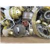 Image 3 : LOT OF ASSORTED LAMP PARTS (BURNERS, COLLARS, WICKS, ALADDIN PIECES)