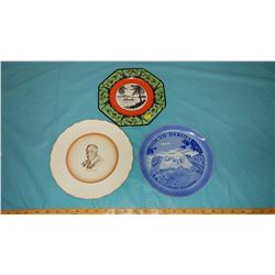 THREE DECORATIVE PLATES (MOUNT RUSHMORE, ROOSEVELT, ETC.)