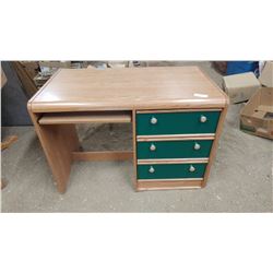 COMPUTER DESK (42" X 24" X 29")