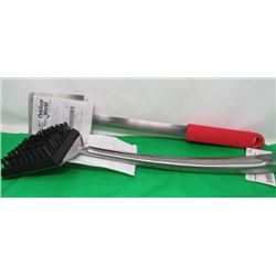 BBQ TOOLS (SPATULA AND BRUSH)