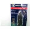 Image 2 : SMITH AND WESSON FOLDING KNIFE (STRAP CUTTER & GLASS BREAKER)