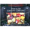 Image 2 : LOT OF 3 PORCELAIN GRILLING GRID SETS