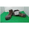 Image 2 : CABELAS BRAND SHOES- MENS SIZE 13