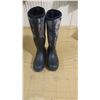 Image 1 : YOUTH CAMO UTILITY BOOTS SIZE 4