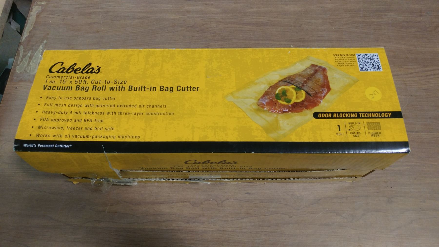 CABELA'S VACUUM BAG ROLL WITH BUILT IN BAG CUTTER