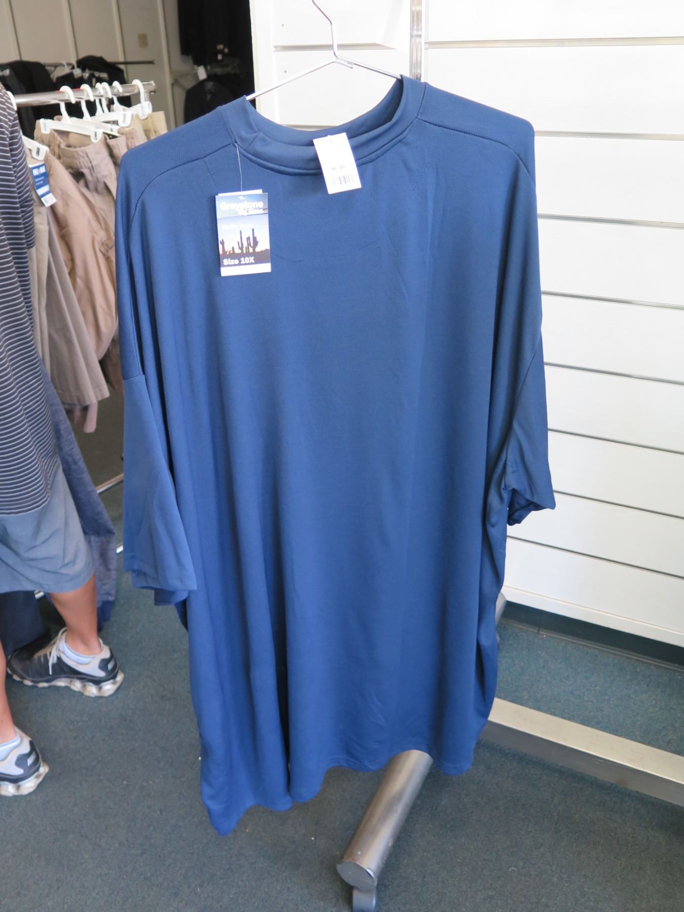 Qty 5 Men S T Shirts By Graystone In Black White Size 10xl Oahu Auctions