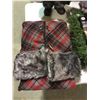 Image 1 : Home Accents Holiday 60" Tree Skirt
