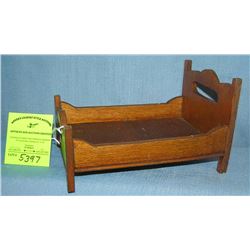 Miniature salesman sample oak bed