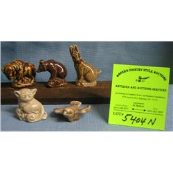 Figures and animals by Wade of England