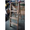 Image 1 : 4FT A-FRAMED LADDER ALLRIGHTT