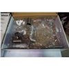 Image 4 : UNIVERSAL TUB AND SHOWER FAUCET, TOILET SEAT, AND SEWER SEALERS