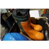 Image 3 : SPIKED RUBBER BOOTS, HARDHAT, BLACK LEATHER BOOTS