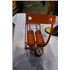 Image 3 : 2 BICYCLE PUMPS