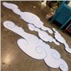 Image 1 : 4 COROPLAST CLOUD CUT OUTS
