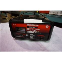 MOTOMASTER BATTERY CHARGER