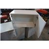Image 3 : 2 DOOR WHITE CUPBOARD