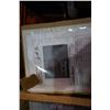 Image 6 : 5 BOXES OF MOVIE SET DECORATIONS