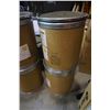 Image 2 : 4 CARBOARD BARRELS