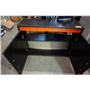 Image 4 : BLACK AND RED CABINET
