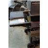Image 2 : BROIL KING NATURAL GAS BBQ