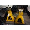 Image 1 : 2 HEAVY DUTY JACK STANDS