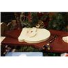 Image 4 : BOX OF XMAS DECOR, SANTA, AND XMAS TREE