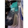Image 4 : LOT OF PLASTIC BINS