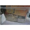 Image 3 : BOX OF ELECTRONICS