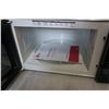 Image 3 : BLACK LG ORBIT MICROWAVE