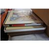 Image 3 : BOX OF COLLECTOR PLATES AND PIMPERNEL PLACEMATS