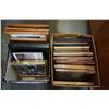 Image 4 : 2 BOXES OF MOVIE SET DECOR PRINTS