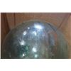 Image 3 : 2 GLASS FISH FLOATS