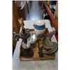 Image 1 : LIGHT UP VANITY MIRROR, BISCOTTI JAR, ROOSTER COAT HANGER, AND LAMP