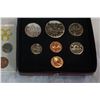 Image 2 : LOT OF 2 CANADIAN MINT COIN SETS