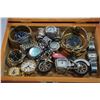 Image 3 : 2 CASES OF JEWELLERY AND WATCHES