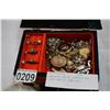 Image 3 : JEWELLERY BOX W/ CONTENTS AND CLEAR CASE OF JEWELLERY