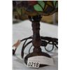 Image 3 : LEADED GLASS TABLE LAMP