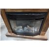 Image 2 : FIREPLACE MANTLE W/ ELECTRIC FIREPLACE