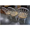 Image 4 : 3 WHITE AND MAPLE DINING CHAIRS