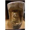 Image 1 : CARVED BEAR THROUGH LOG