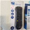 Image 3 : NEW OVERSTOCK PHILIPS CLASSIC HD DIGITAL ANTENNA, 1080P, 4K READY WITH PHILIPS 3 DEVICE UNIVERSAL RE