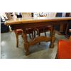 Image 3 : OAK DINING TABLE W/ 4 CHAIRS