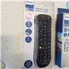 Image 3 : NEW OVERSTOCK PHILIPS CLASSIC HD DIGITAL ANTENNA, 1080P, 4K READY WITH PHILIPS 3 DEVICE UNIVERSAL RE