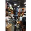 Image 2 : ANTIQUE FLOOR LAMP
