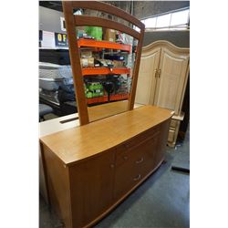 DRESSER W/ BEVELLED MIRROR